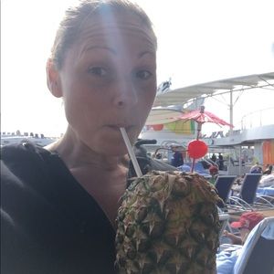 Meet your Posher, Stacy